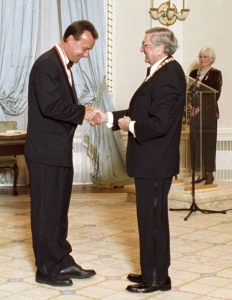 Geddy Lee receiving the Officer of the Order of Canada Medal